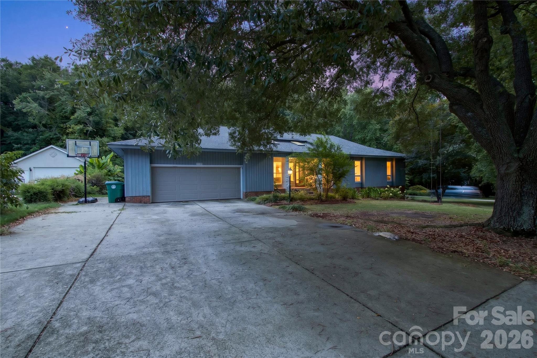 19330 Yachtman Drive