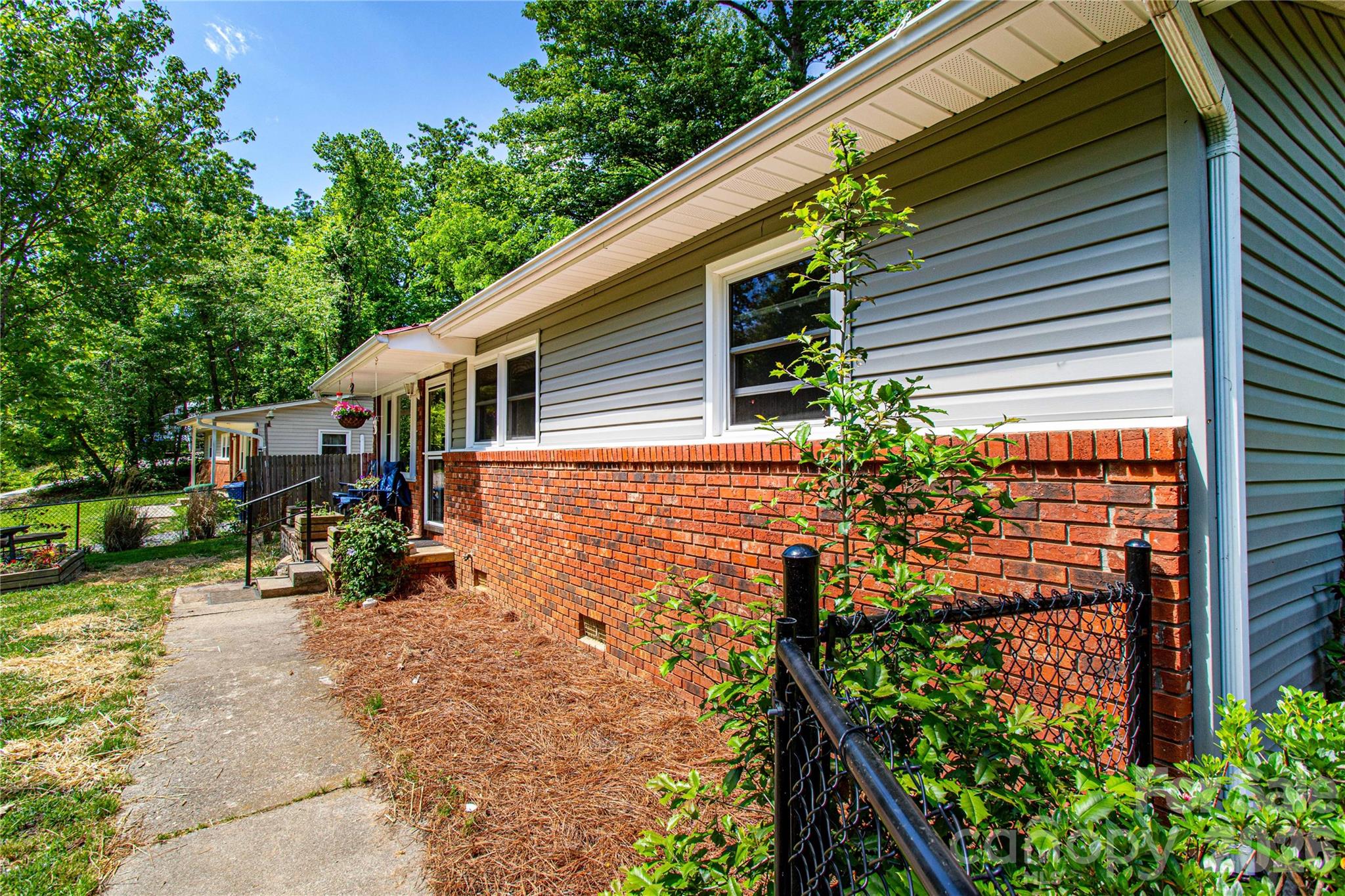 Grovemont - Residential