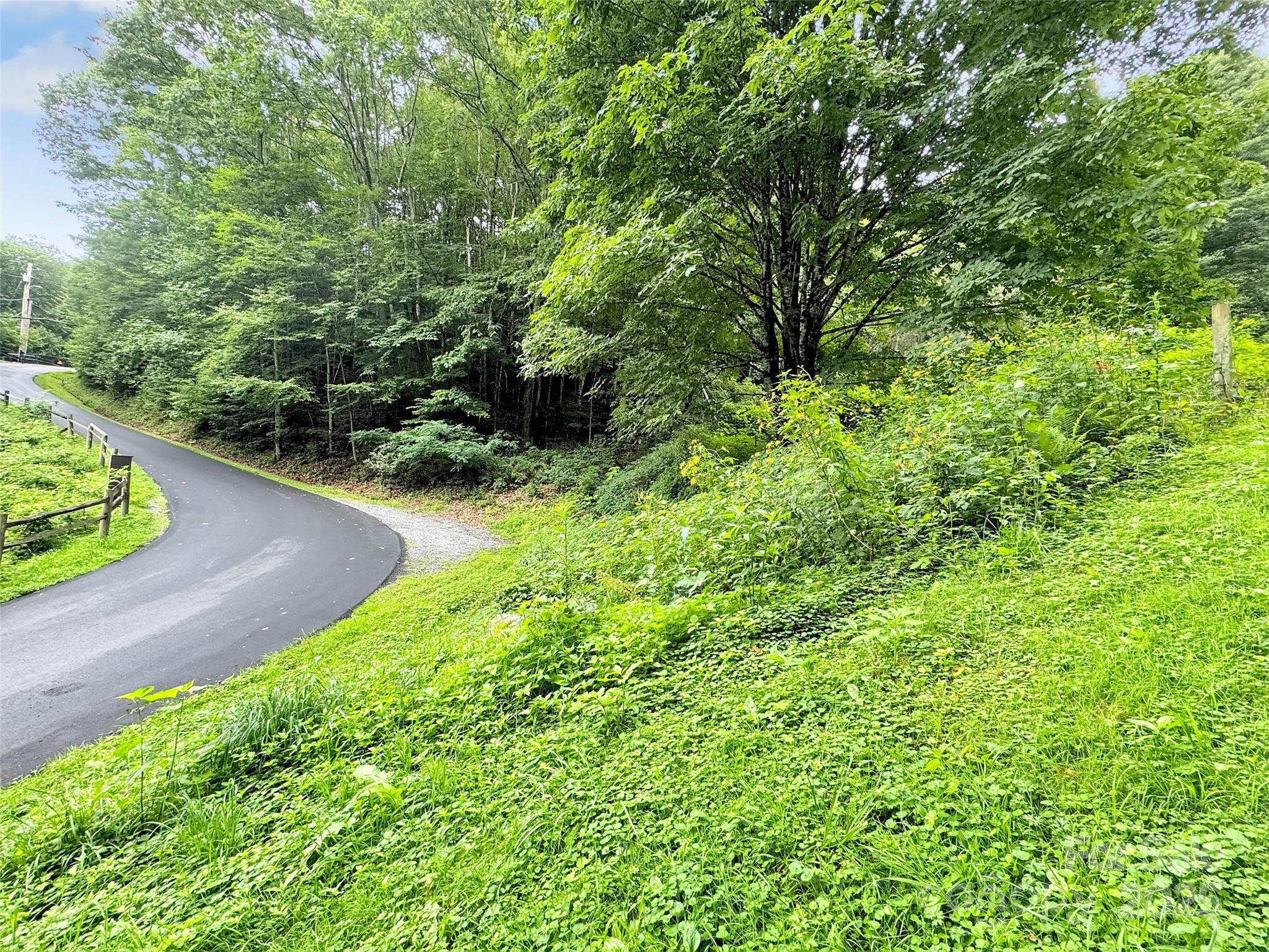 00 Trickle Creek Road