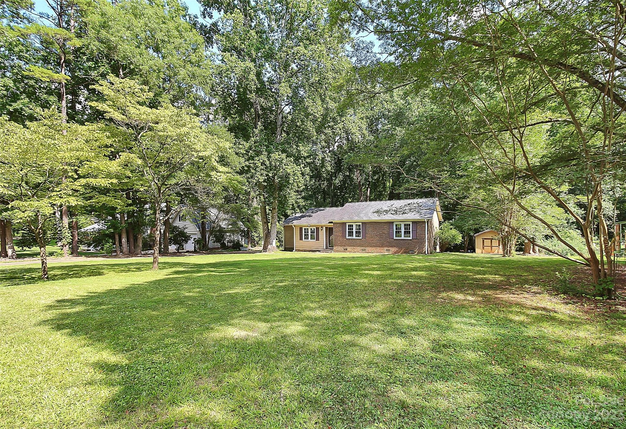 Hickory Hills - Residential