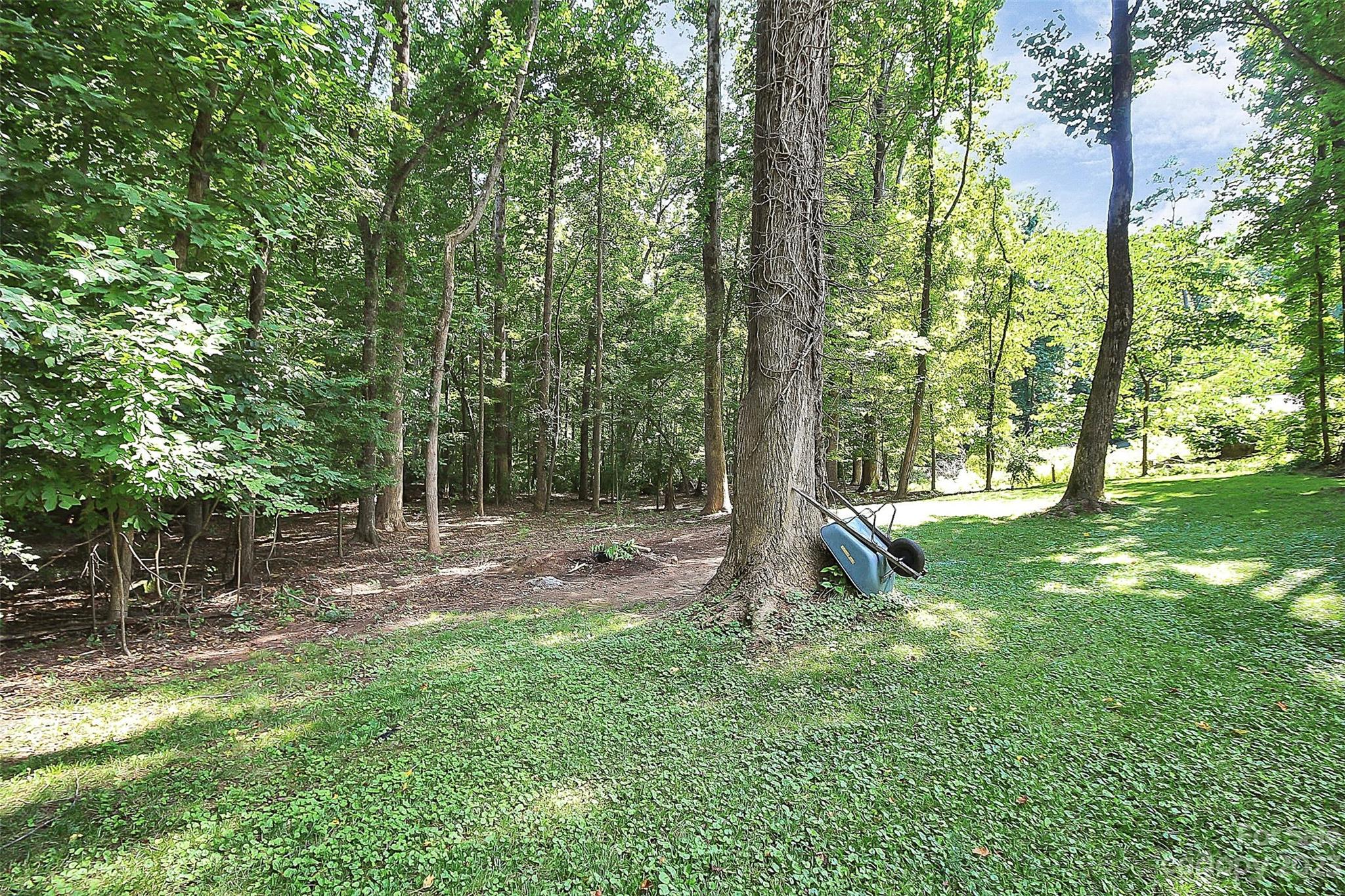 Hickory Hills - Residential