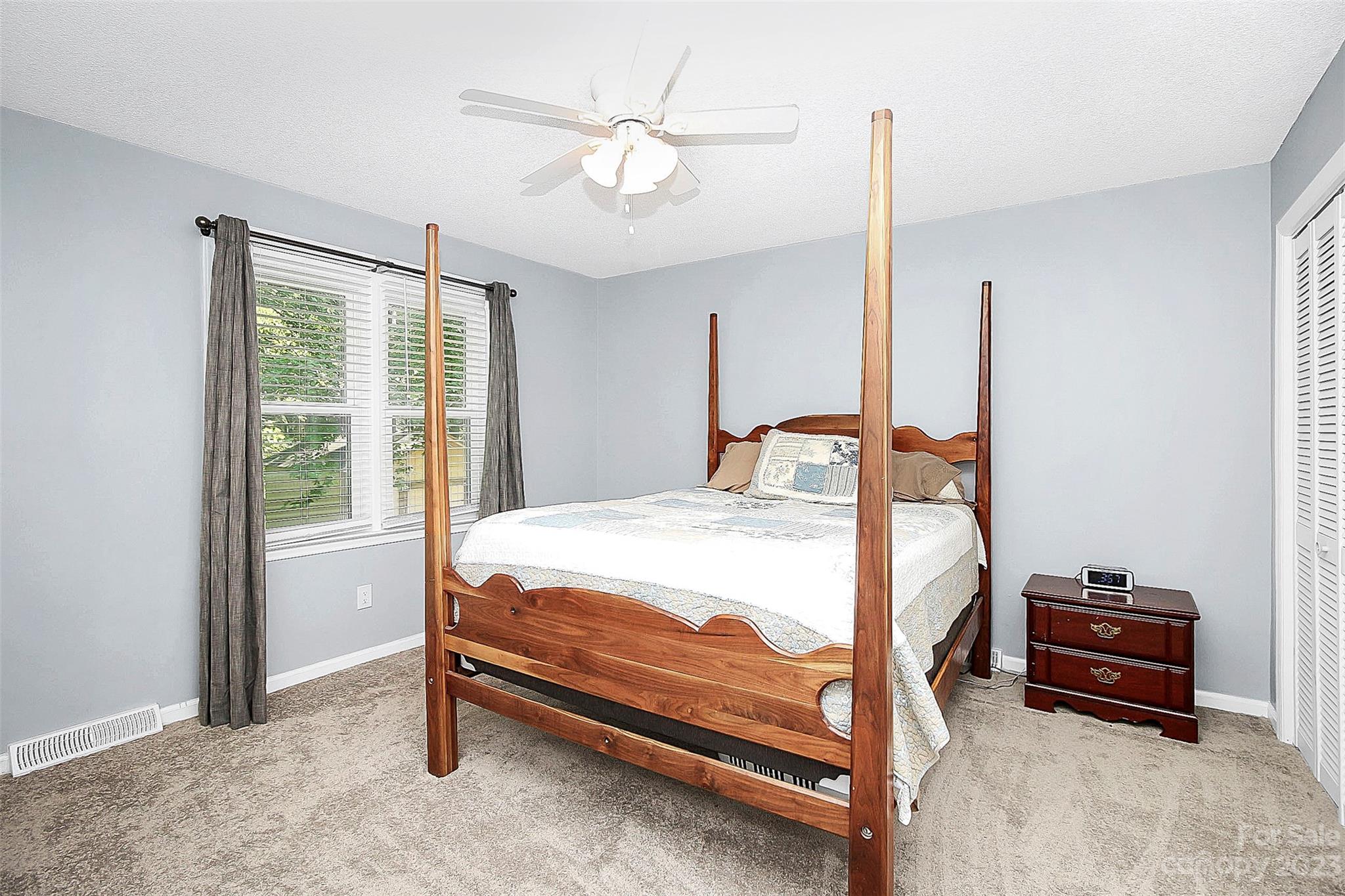 Hickory Hills - Residential