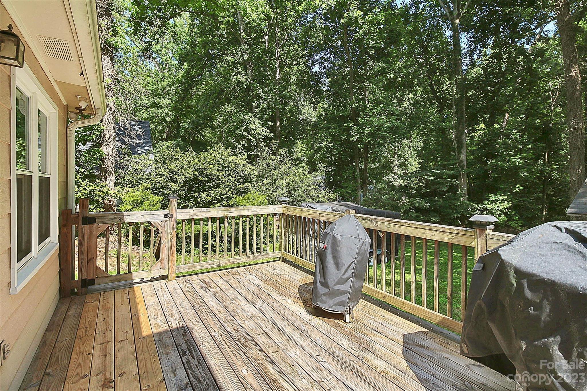 Hickory Hills - Residential