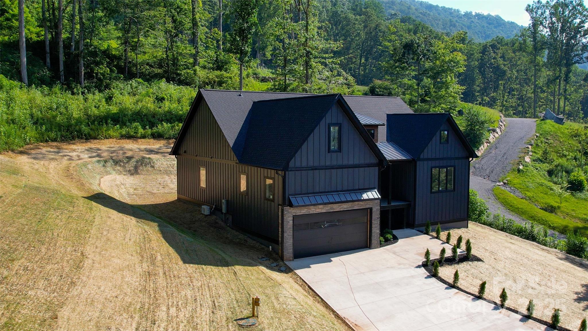 63 Winding Ridge Road