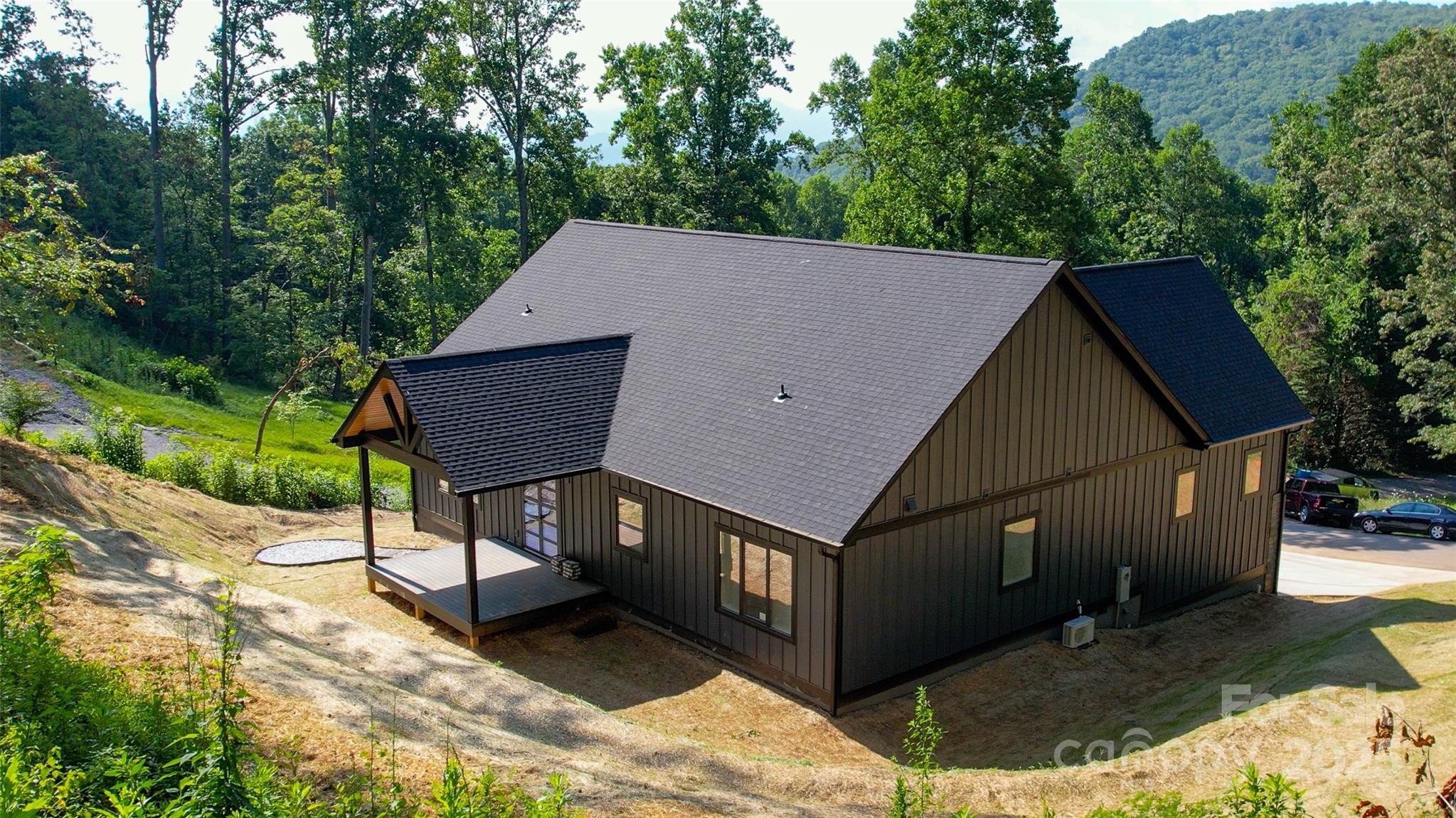 63 Winding Ridge Road