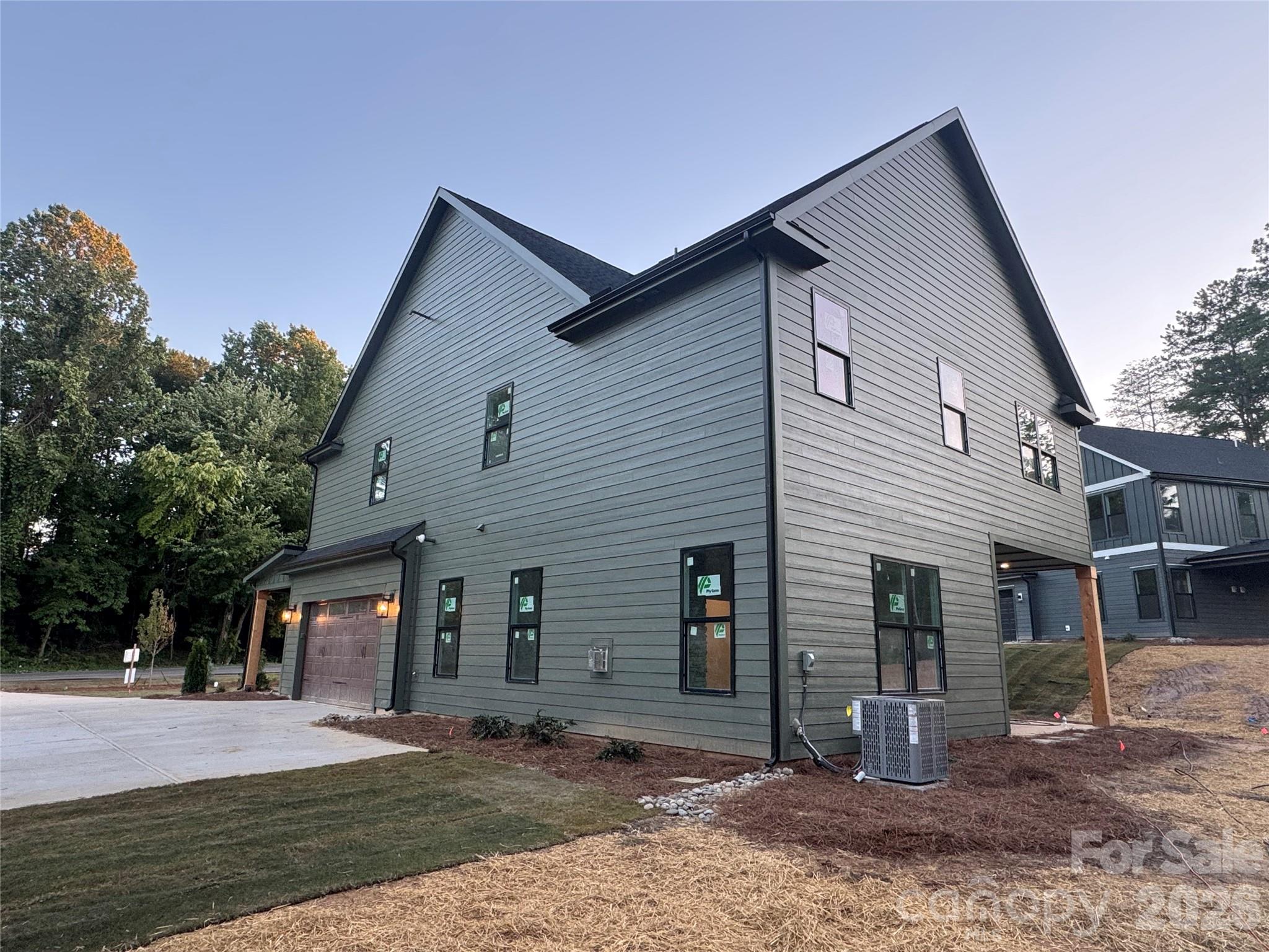 205 Parkdale Drive