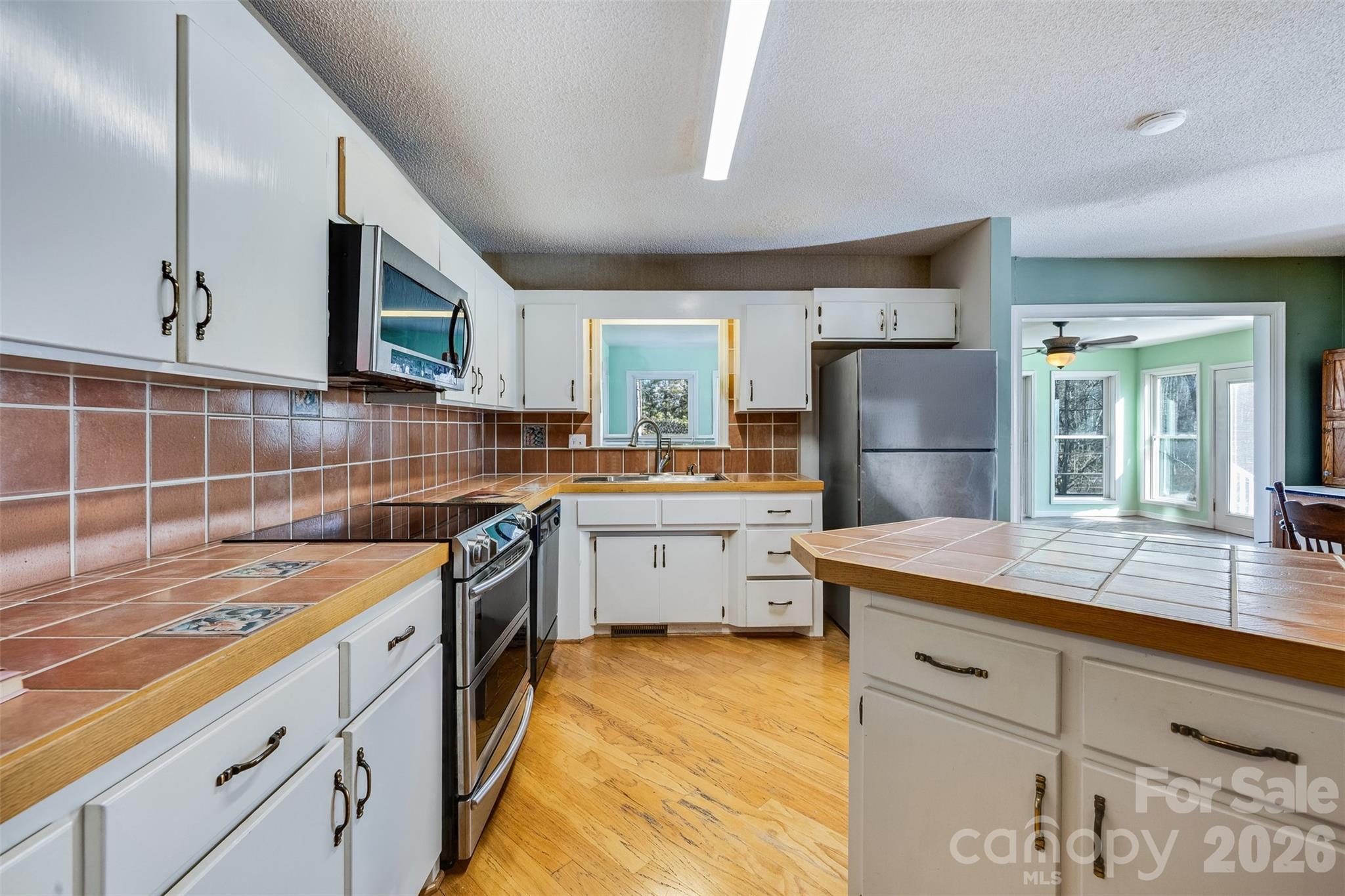 Country Acres - Residential