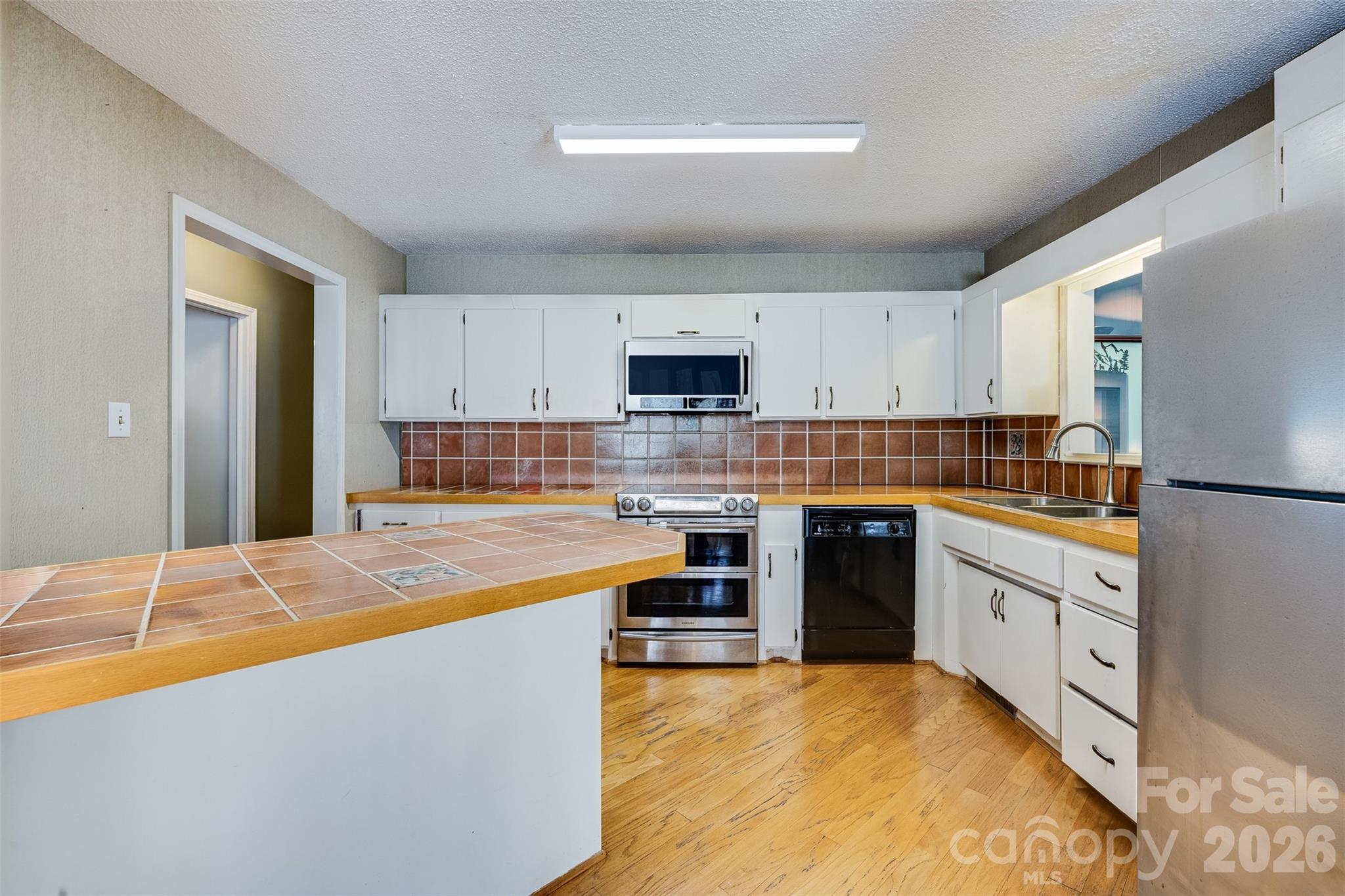 Country Acres - Residential