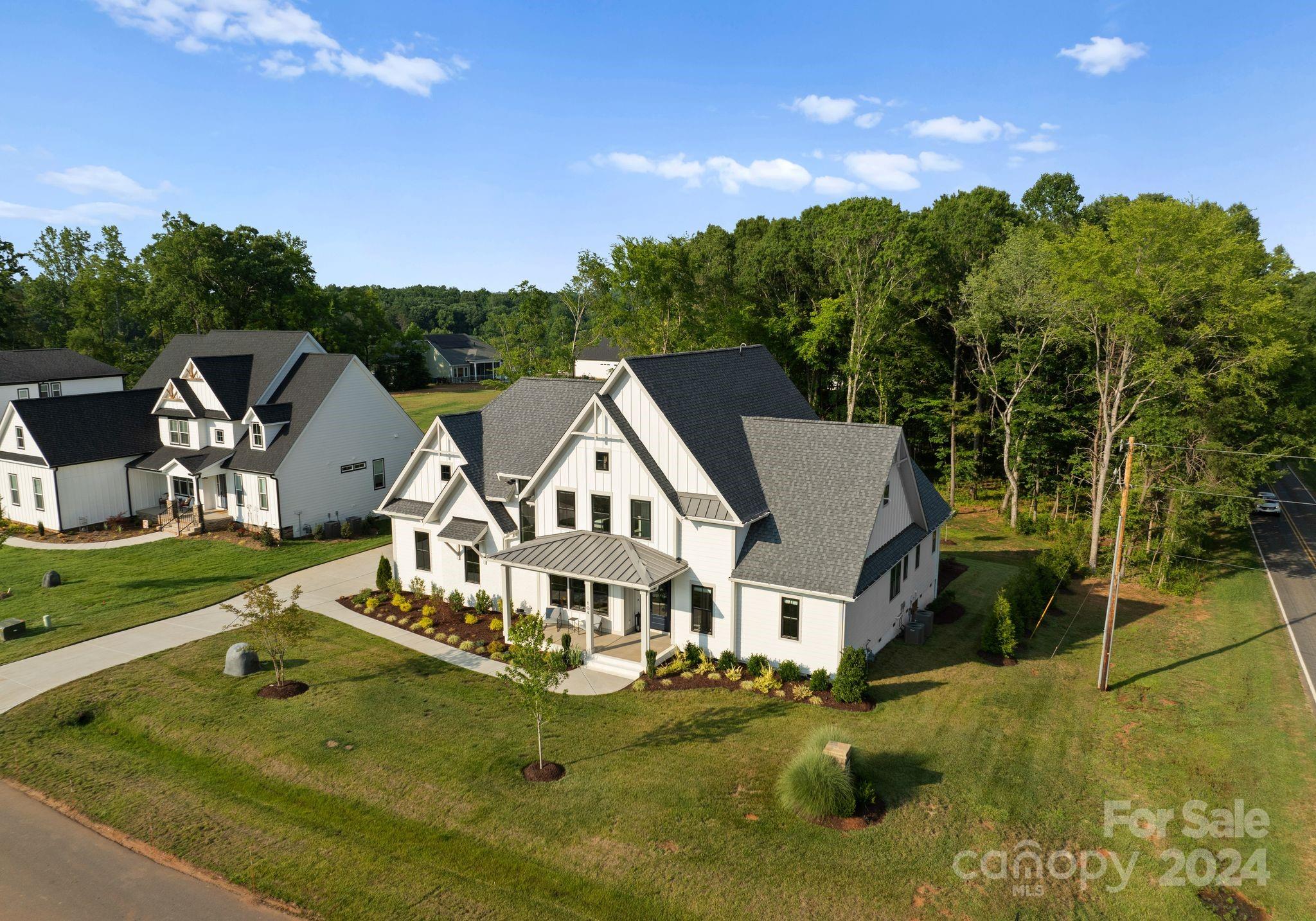 Davidson Pond - Residential