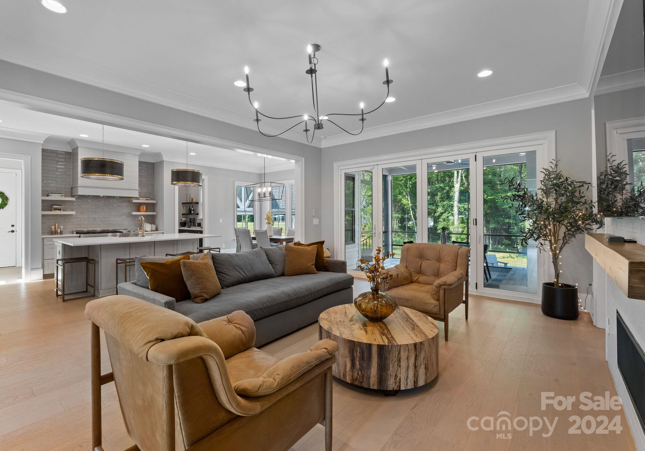 Davidson Pond - Residential