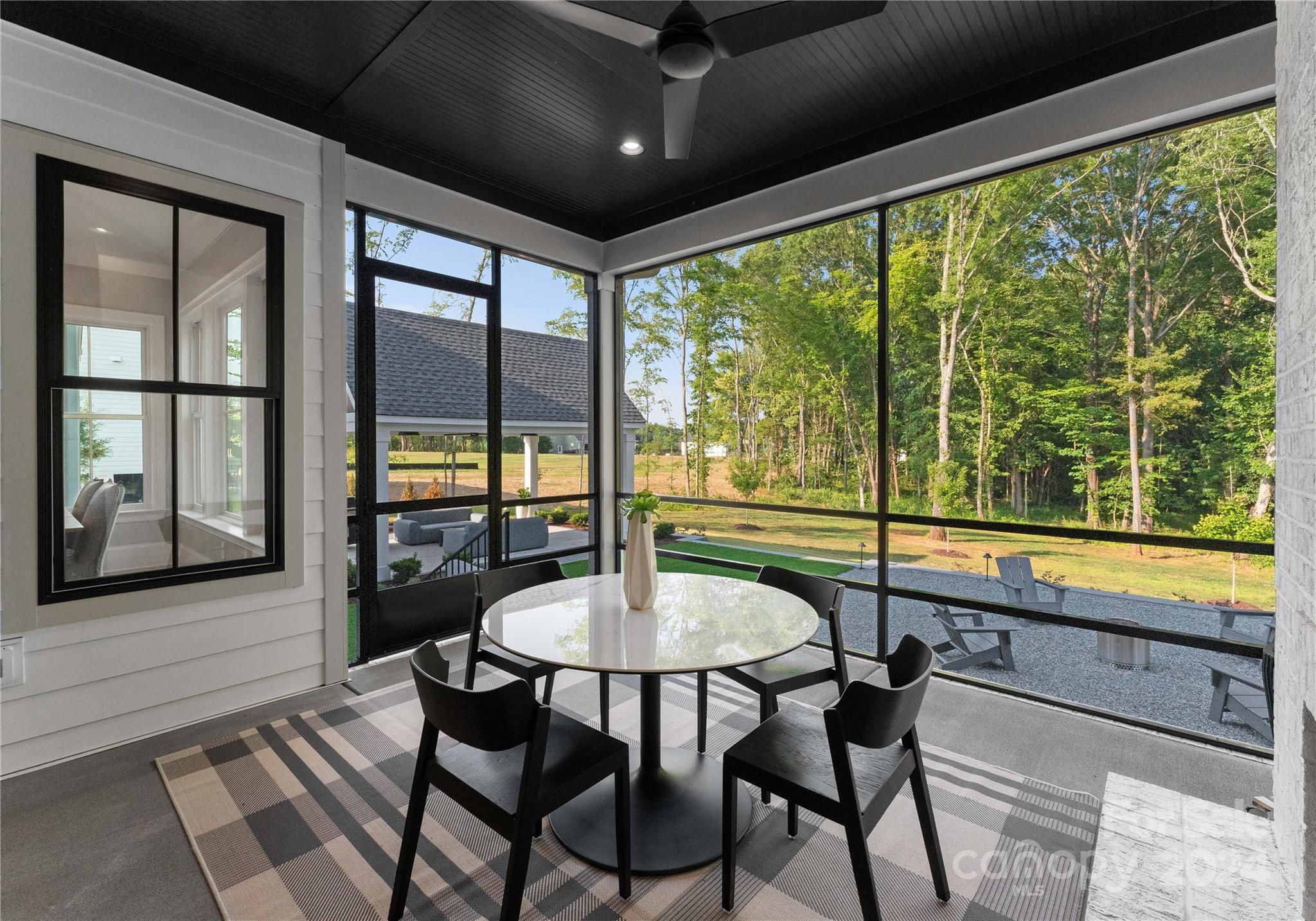 Davidson Pond - Residential