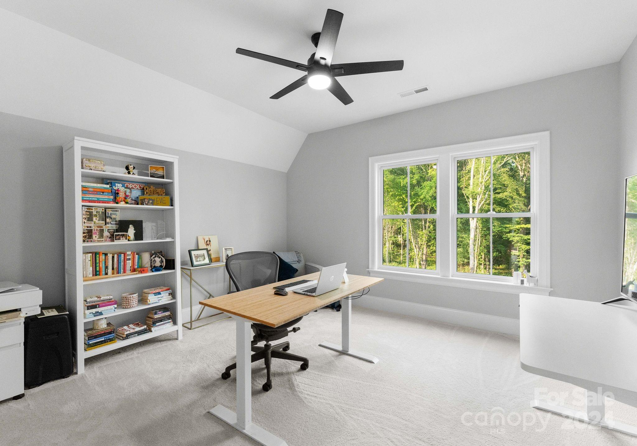 Davidson Pond - Residential