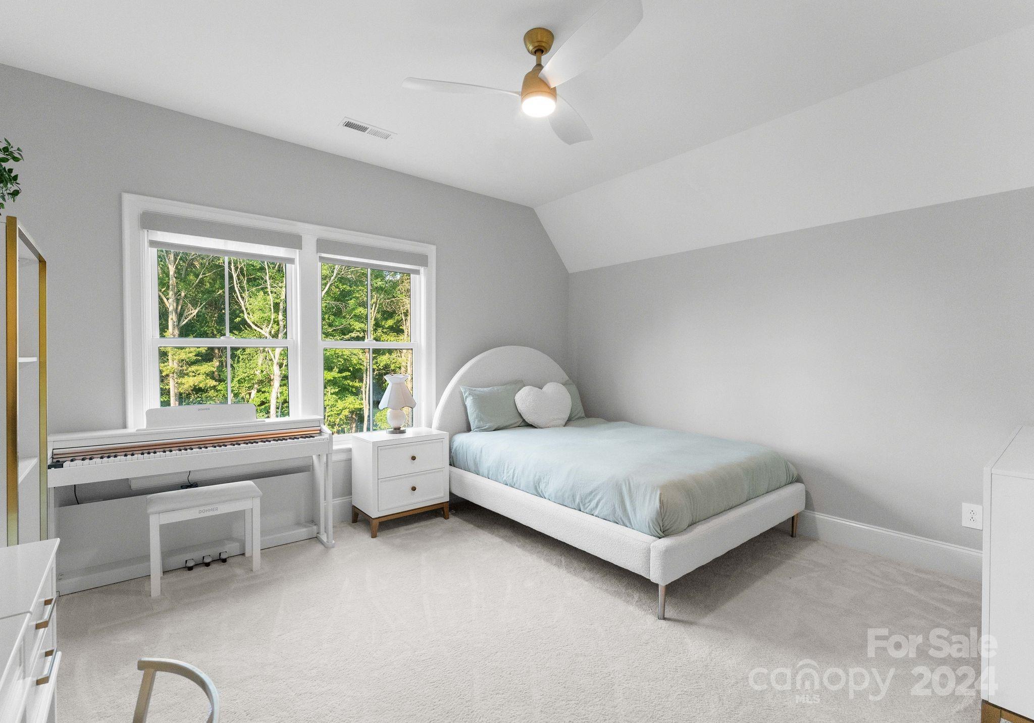 Davidson Pond - Residential