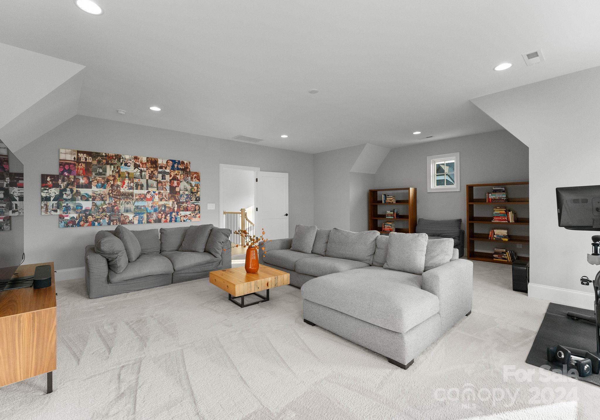 Davidson Pond - Residential