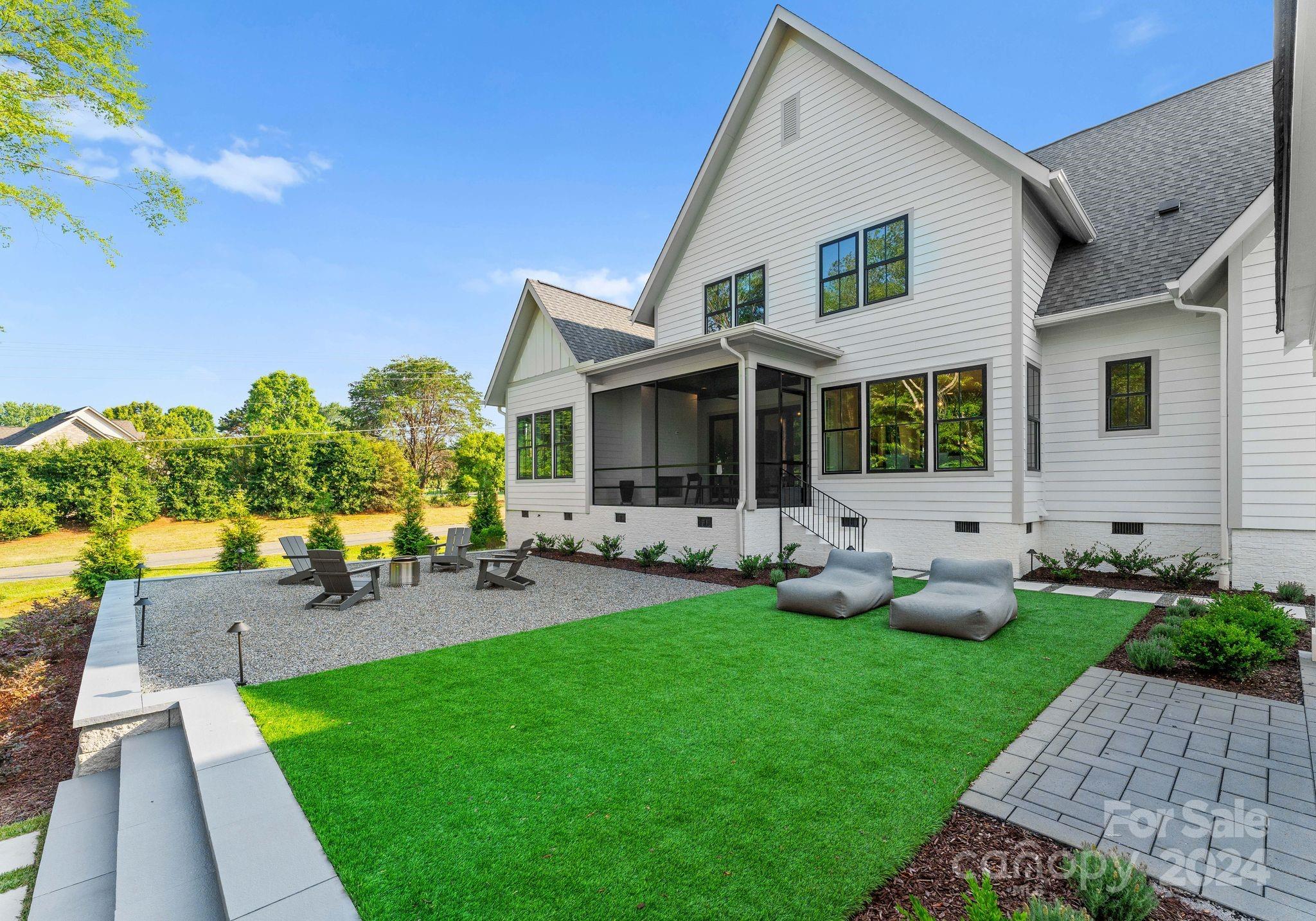 Davidson Pond - Residential