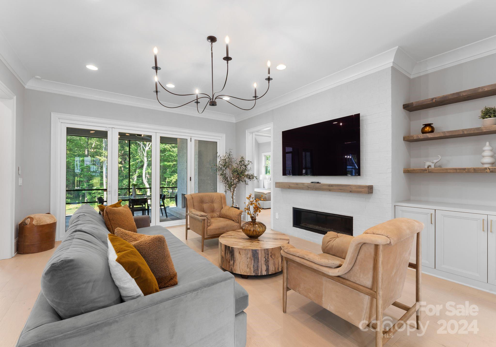 Davidson Pond - Residential