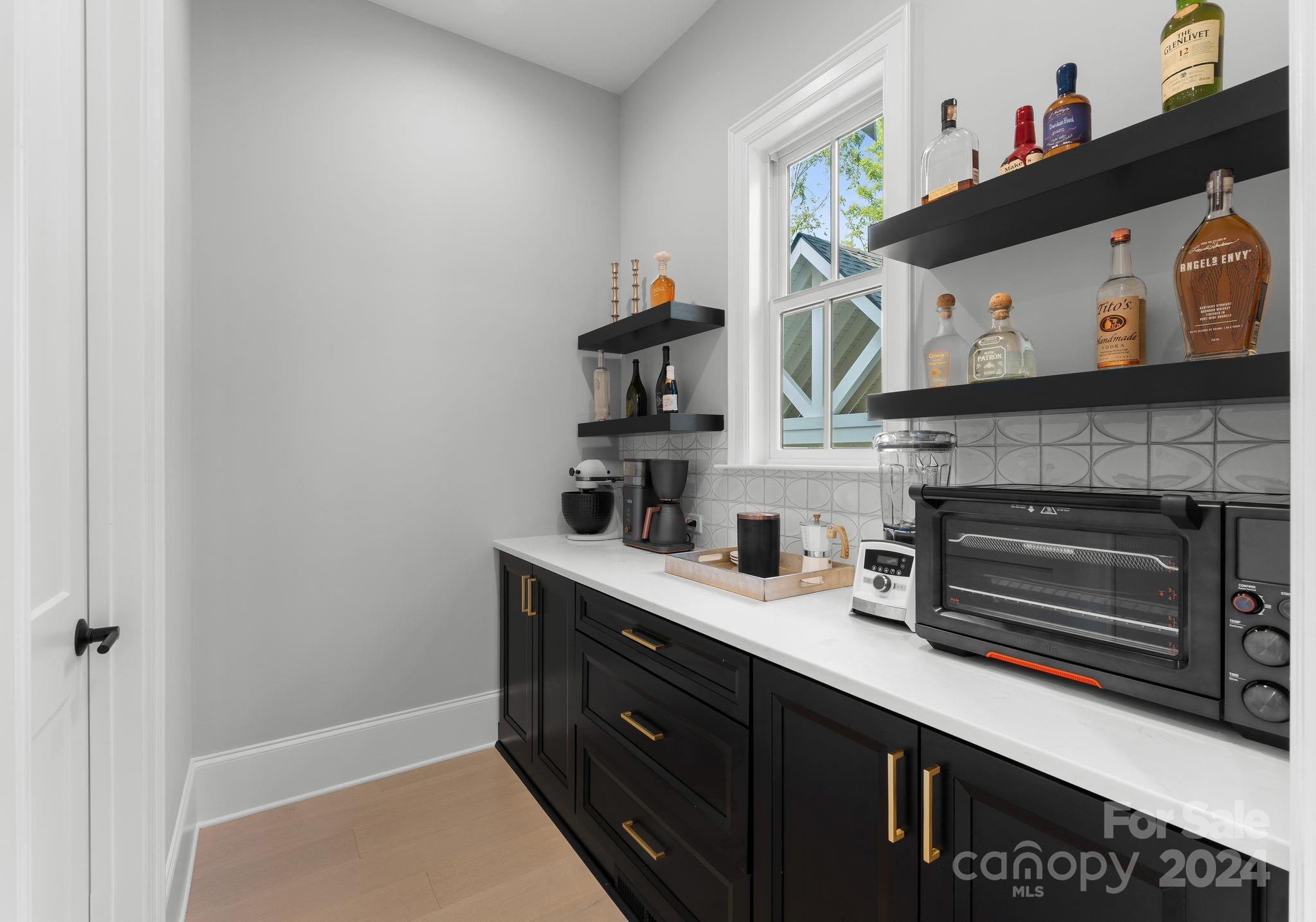 Davidson Pond - Residential