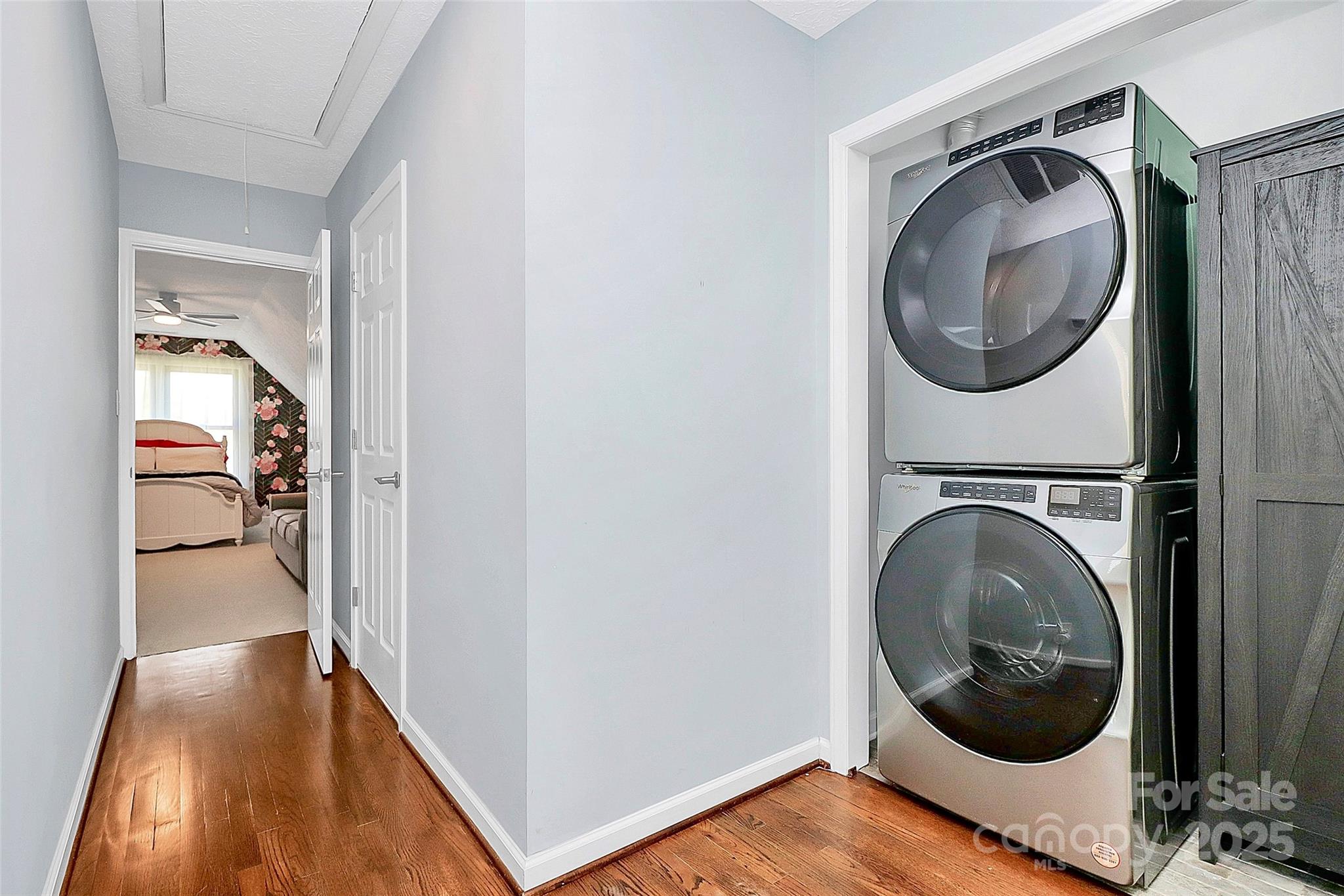 Captains Cove - Residential