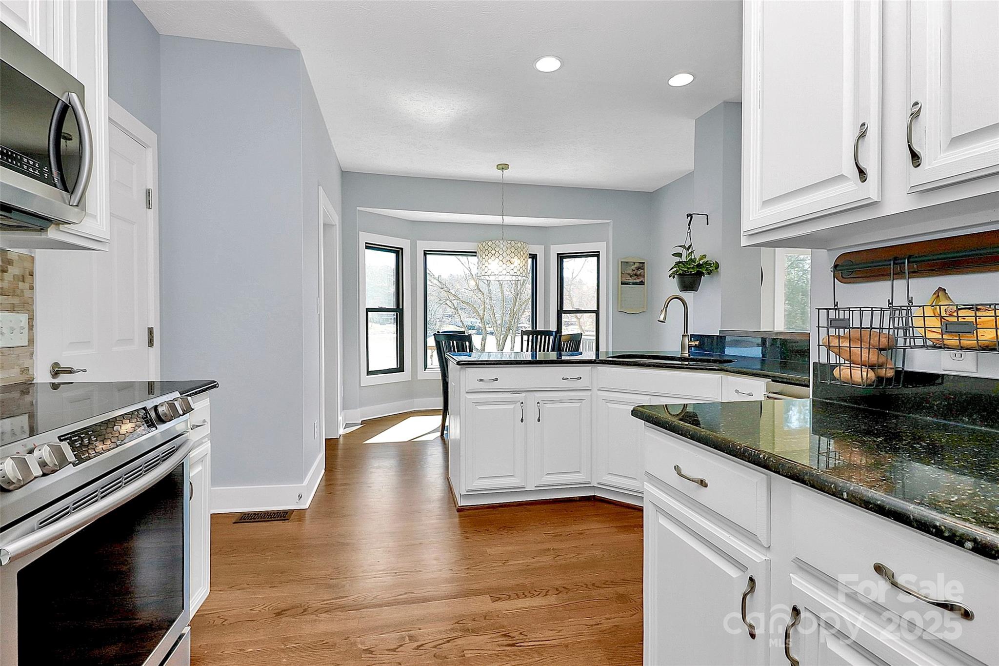 Captains Cove - Residential