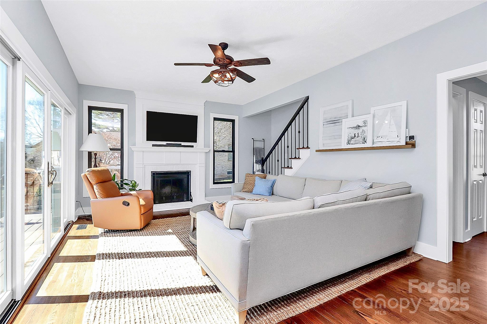 Captains Cove - Residential