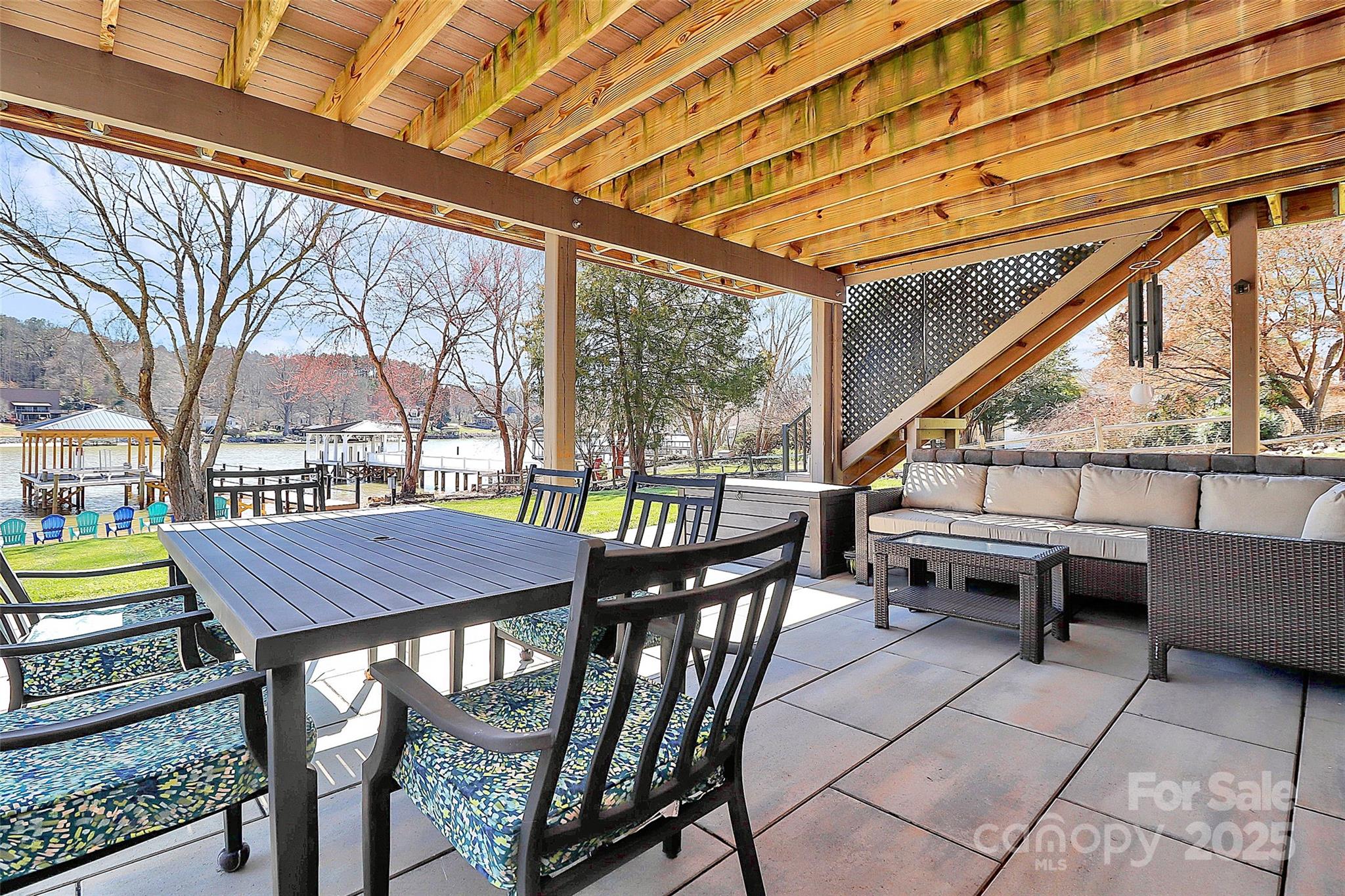 Captains Cove - Residential