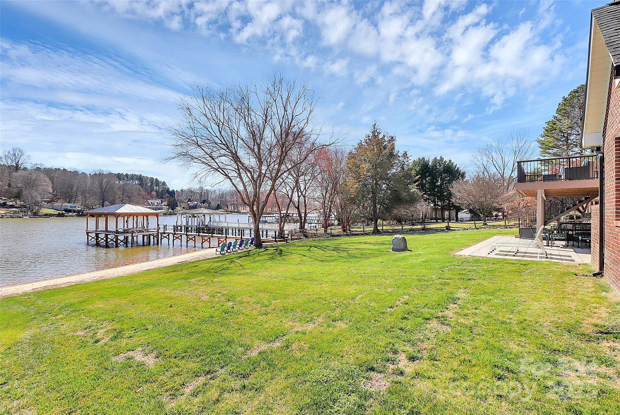 Captains Cove - Residential