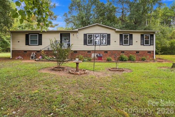 106 AMY DR, KINGS MOUNTAIN, NC 28086 - Image d461be32e953850faaabd5e7f327bc67/921557129