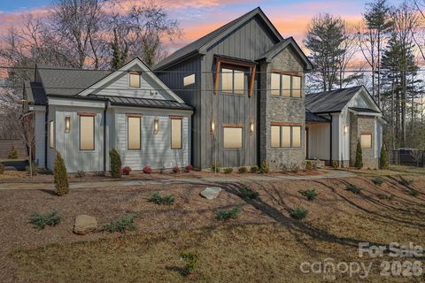 272 Glazener Road Brevard NC 28712