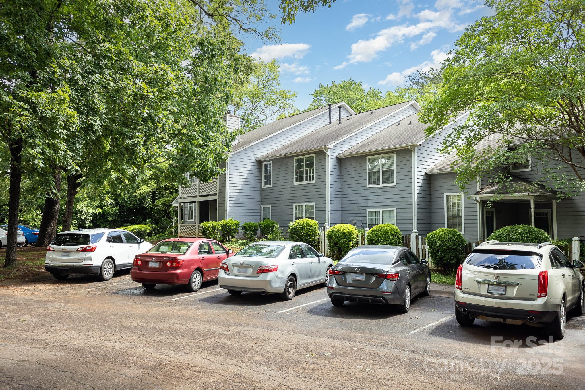 6011 Treetop Court