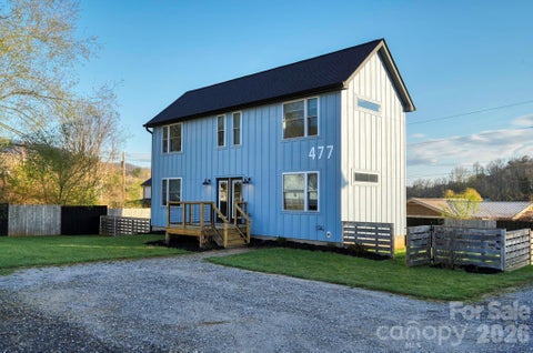 Photo for 477 Oakdale Road