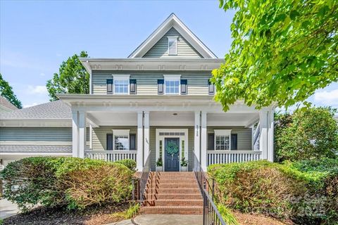 Photo of 5728 Mantario Drive, Charlotte, NC 28269 (MLS # 4272899)