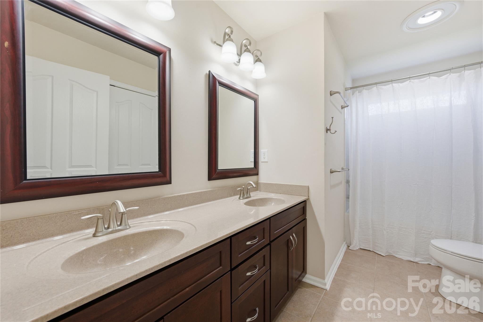 Wellington Chase - Residential