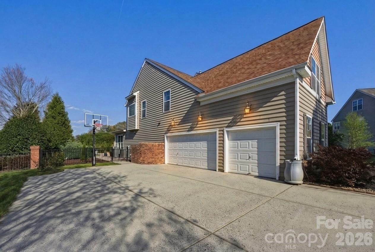 Wellington Chase - Residential