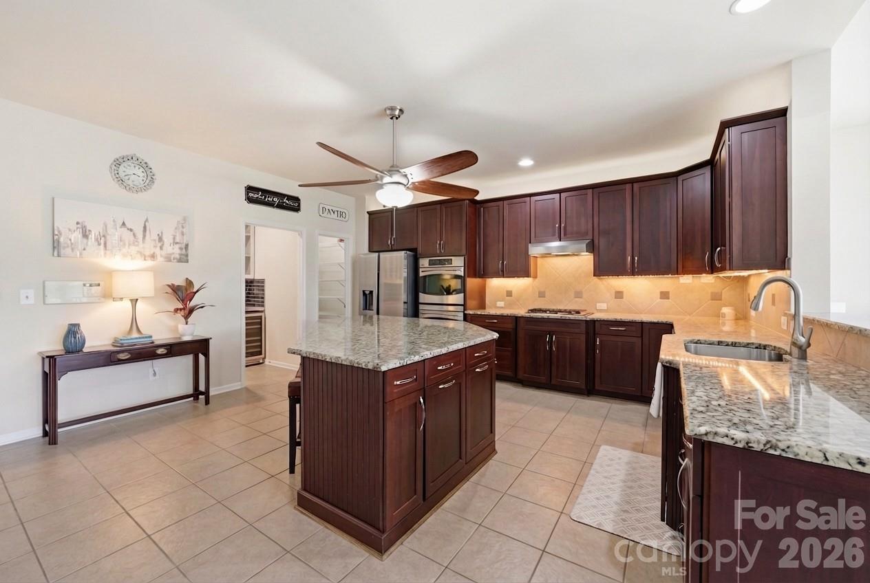 Wellington Chase - Residential