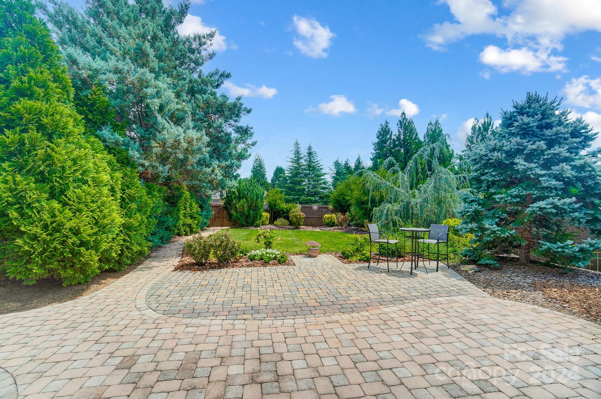 Barber Rock - Residential