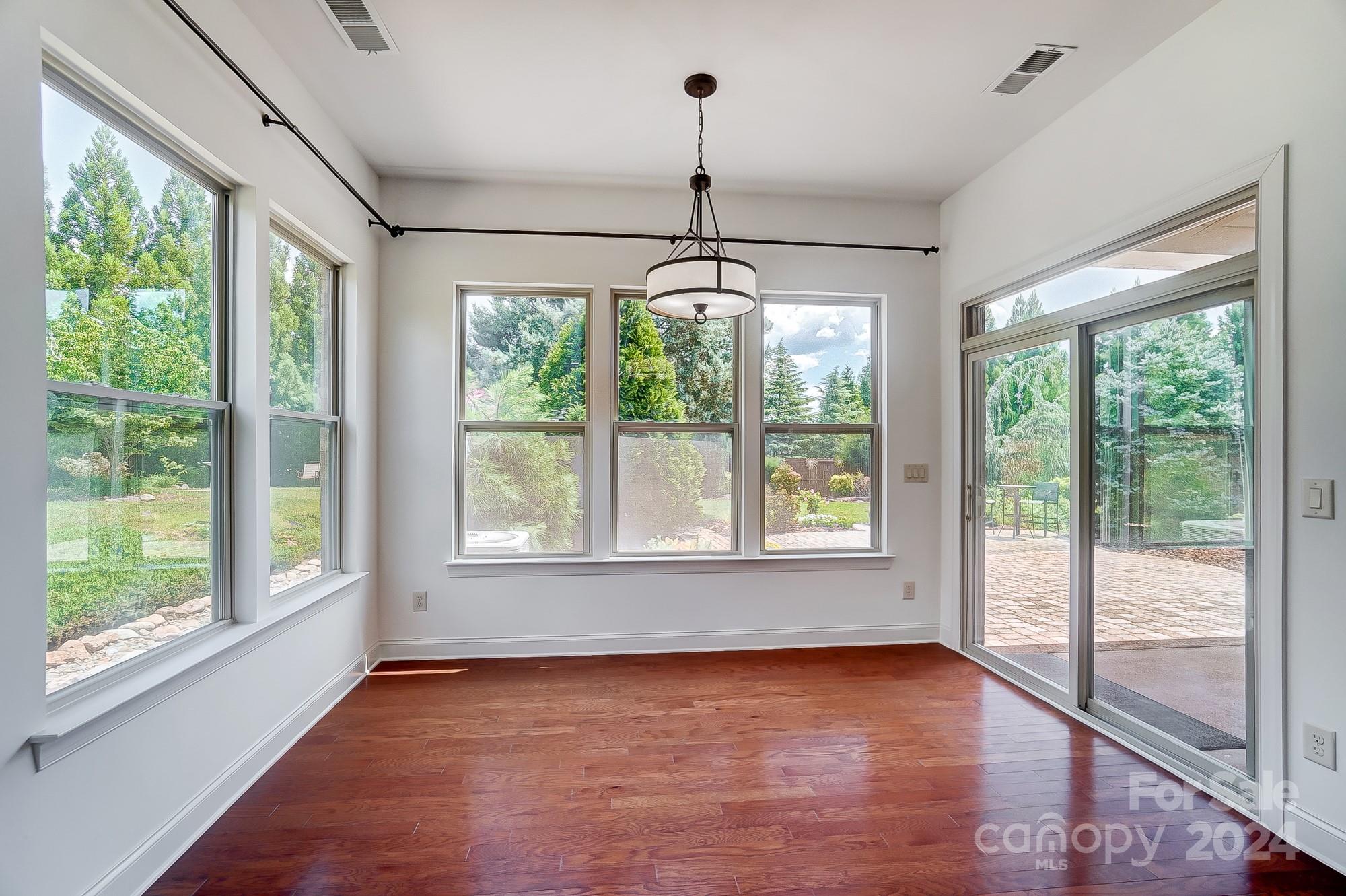 Barber Rock - Residential