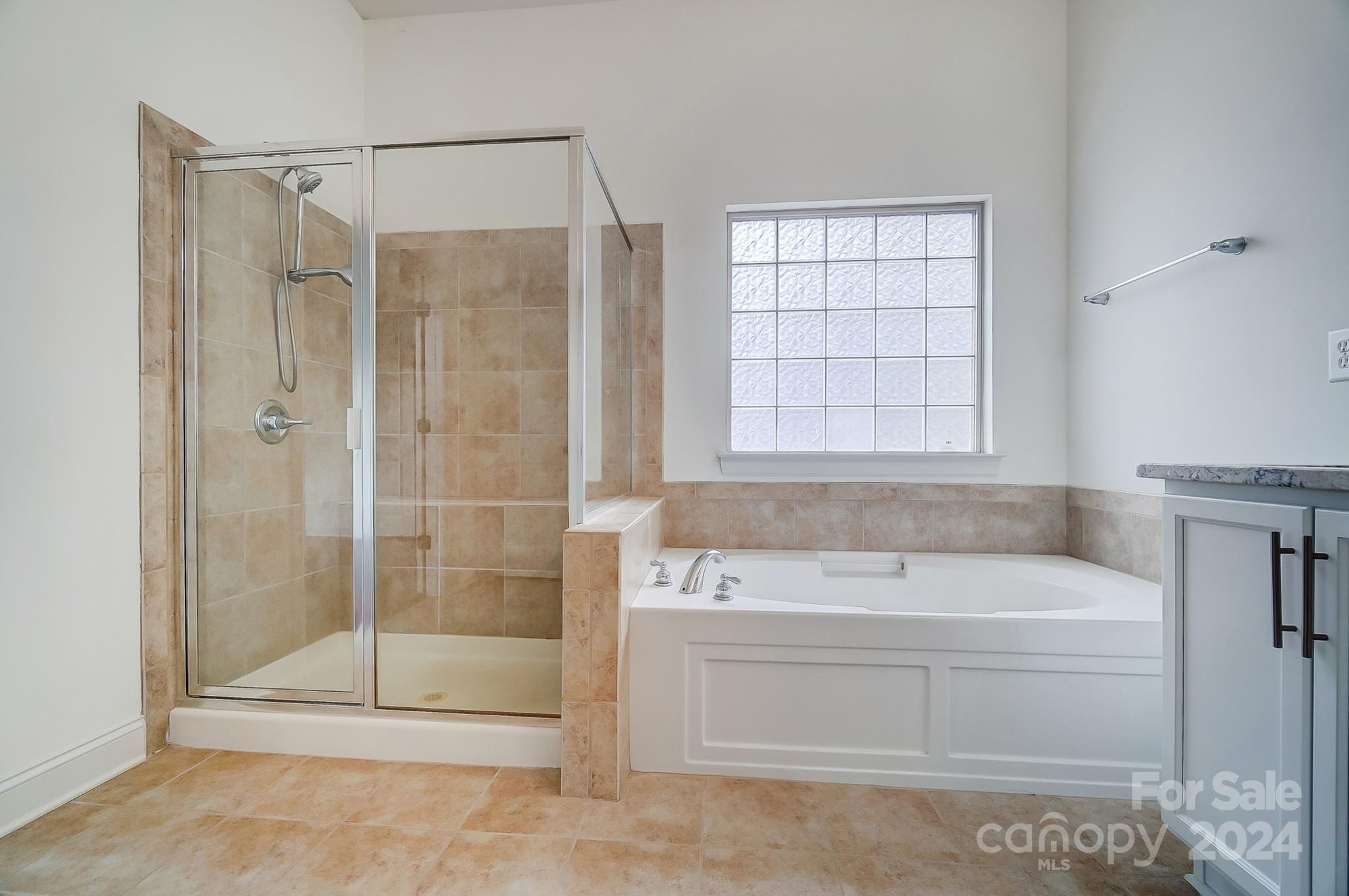 Barber Rock - Residential