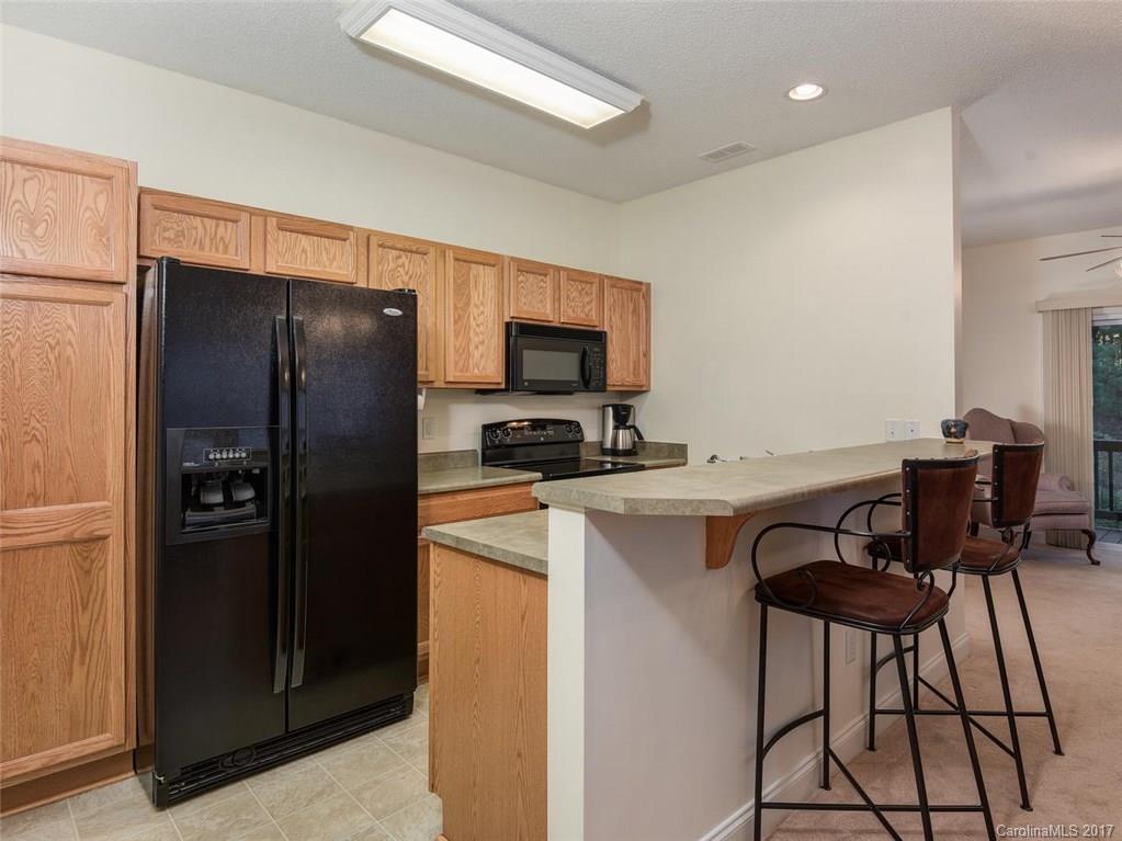 Fox Glen - Residential