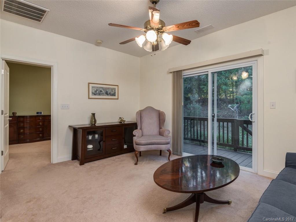 Fox Glen - Residential