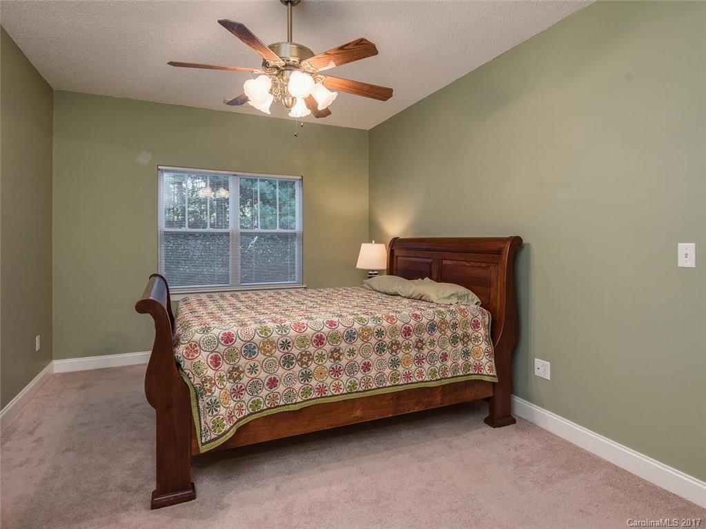 Fox Glen - Residential