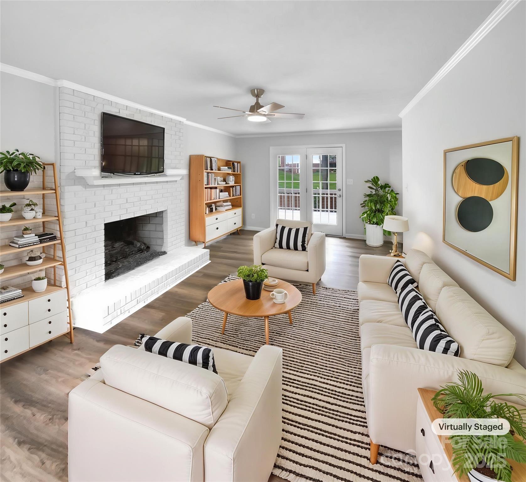 124 Creek Hollow Trail