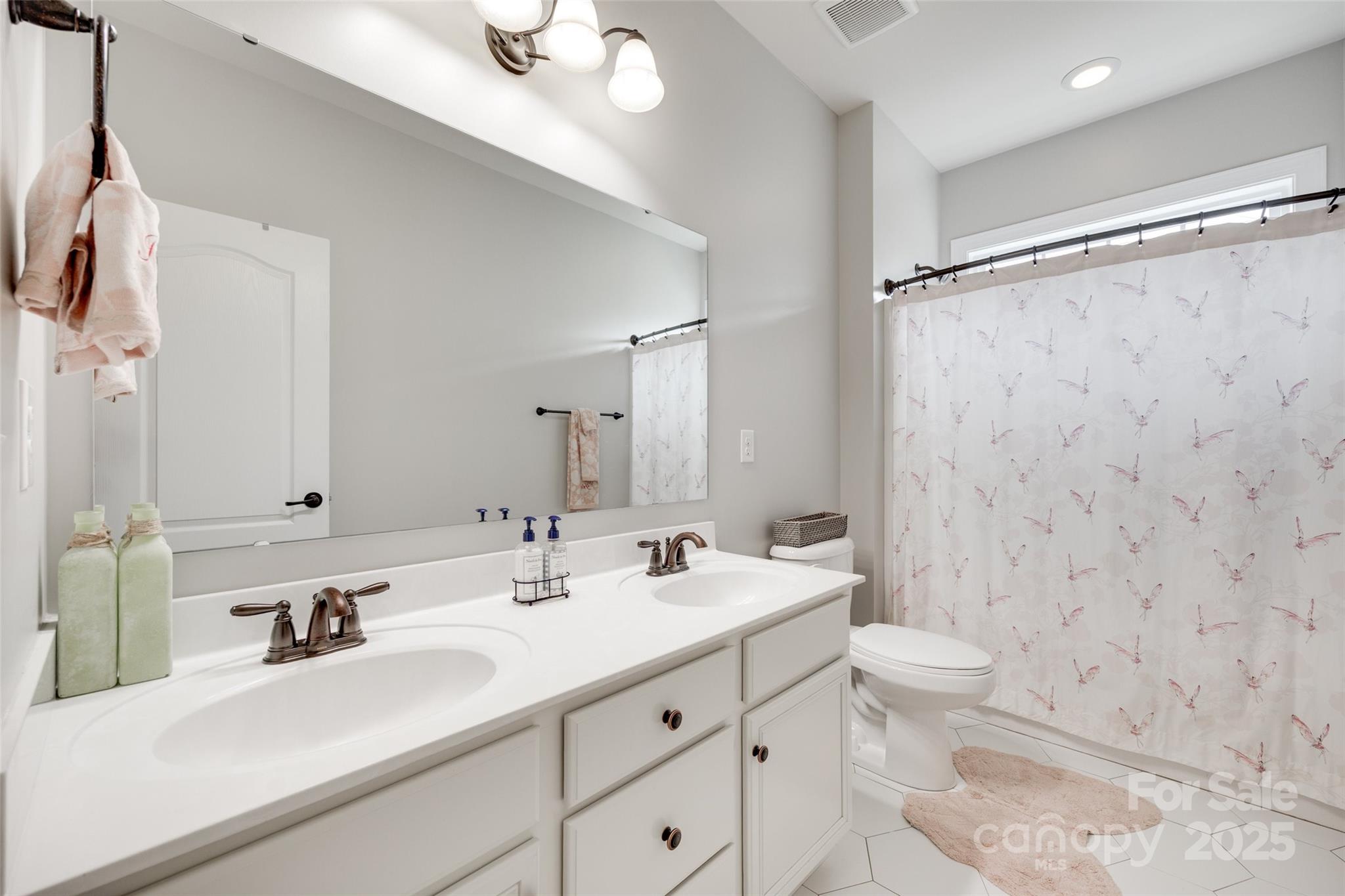 Hawks Creek - Residential