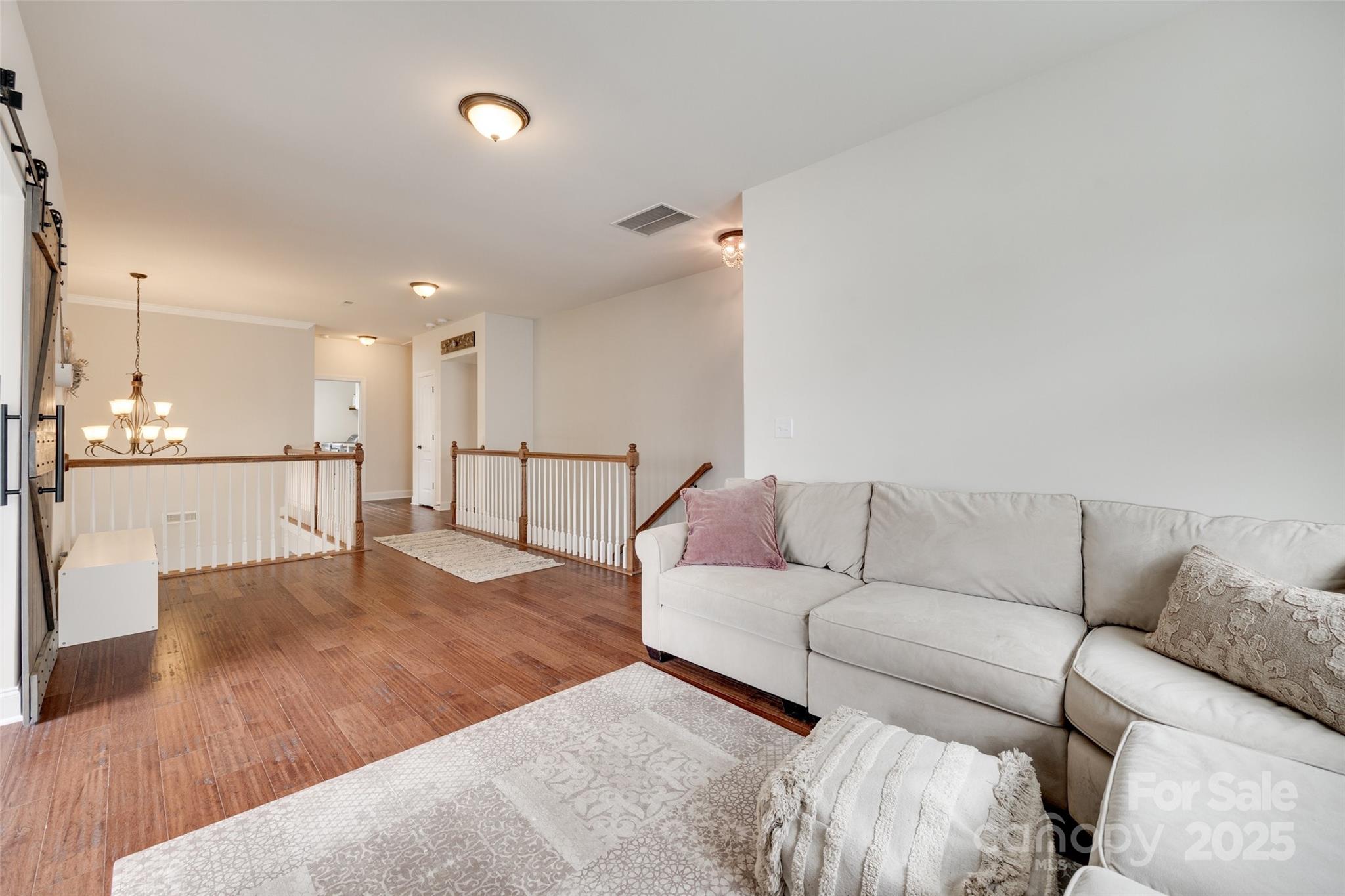 Hawks Creek - Residential