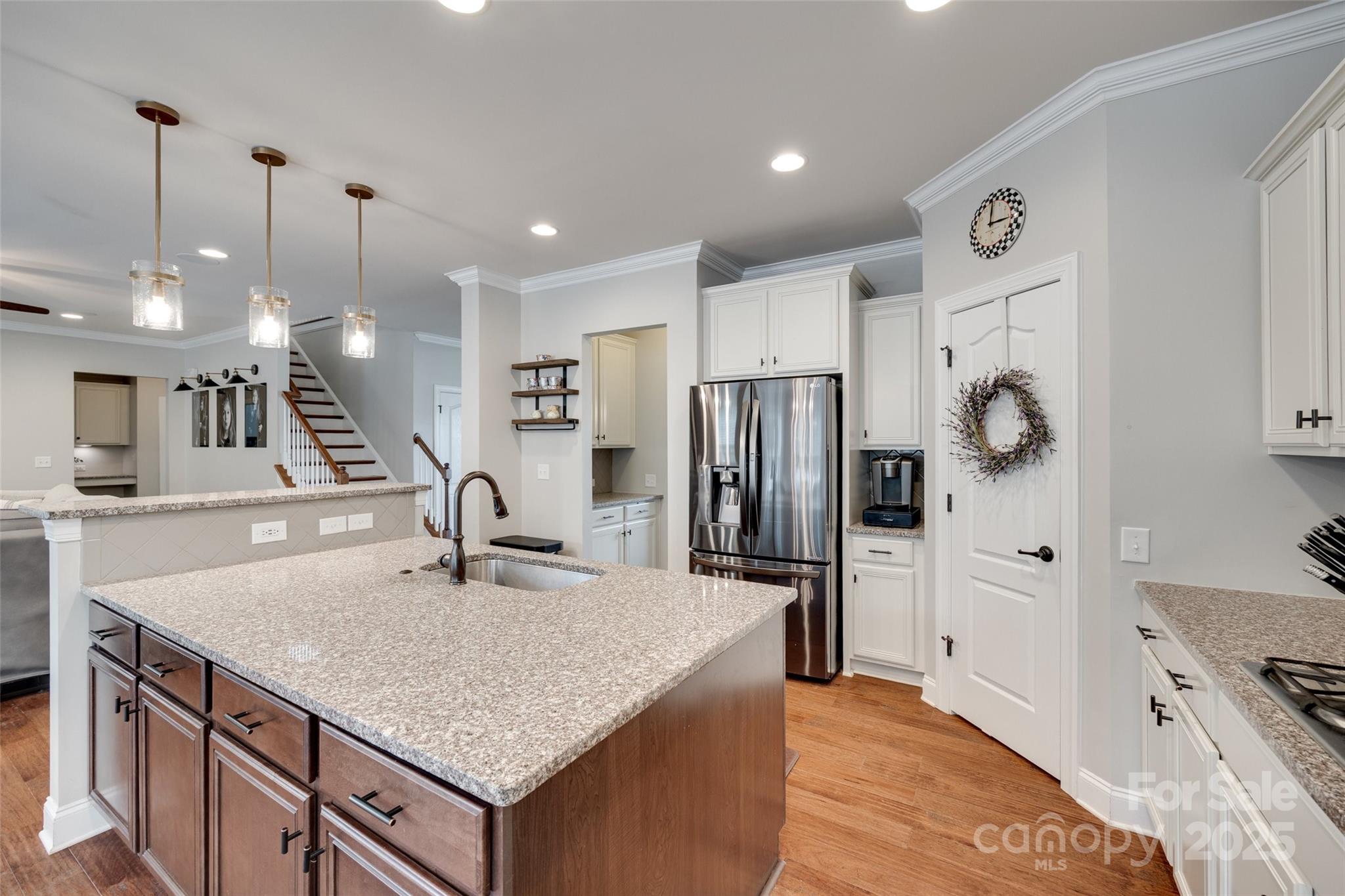 Hawks Creek - Residential