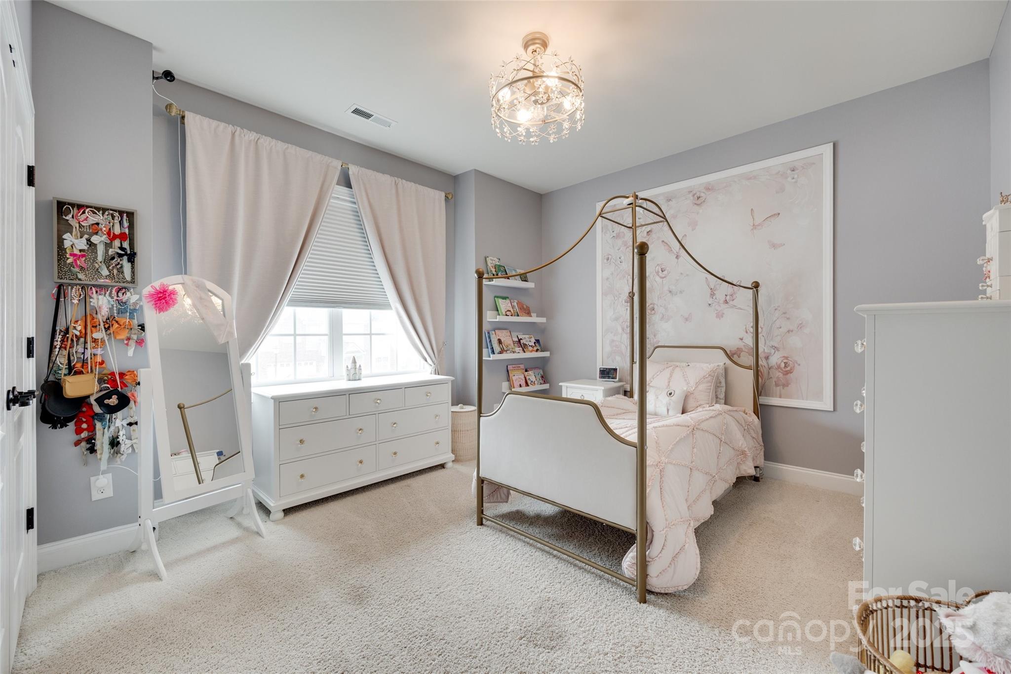 Hawks Creek - Residential