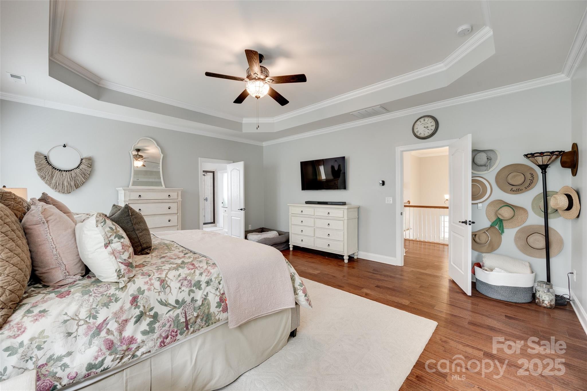 Hawks Creek - Residential