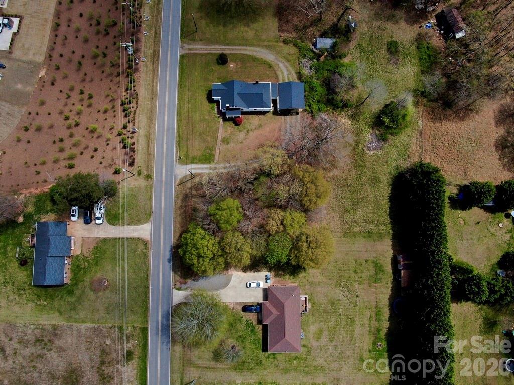 3048 Spencer Road NE