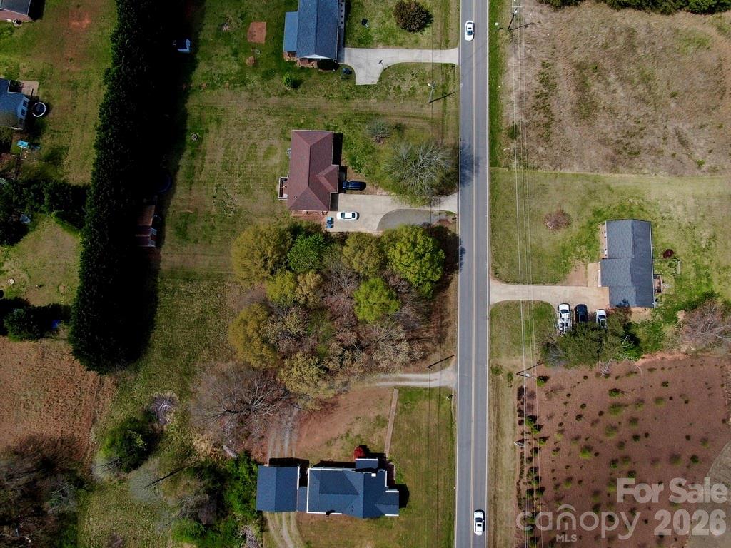 3048 Spencer Road NE