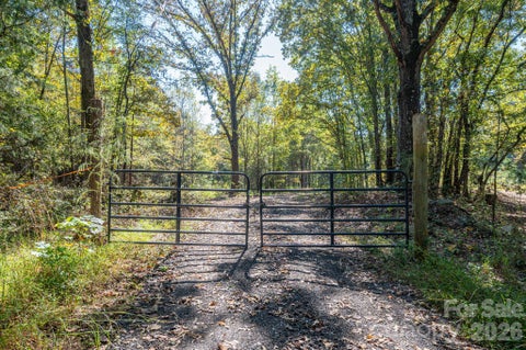 Photo of 0 Riverview Road, Lincolnton, NC 28092 (MLS # 4435248)