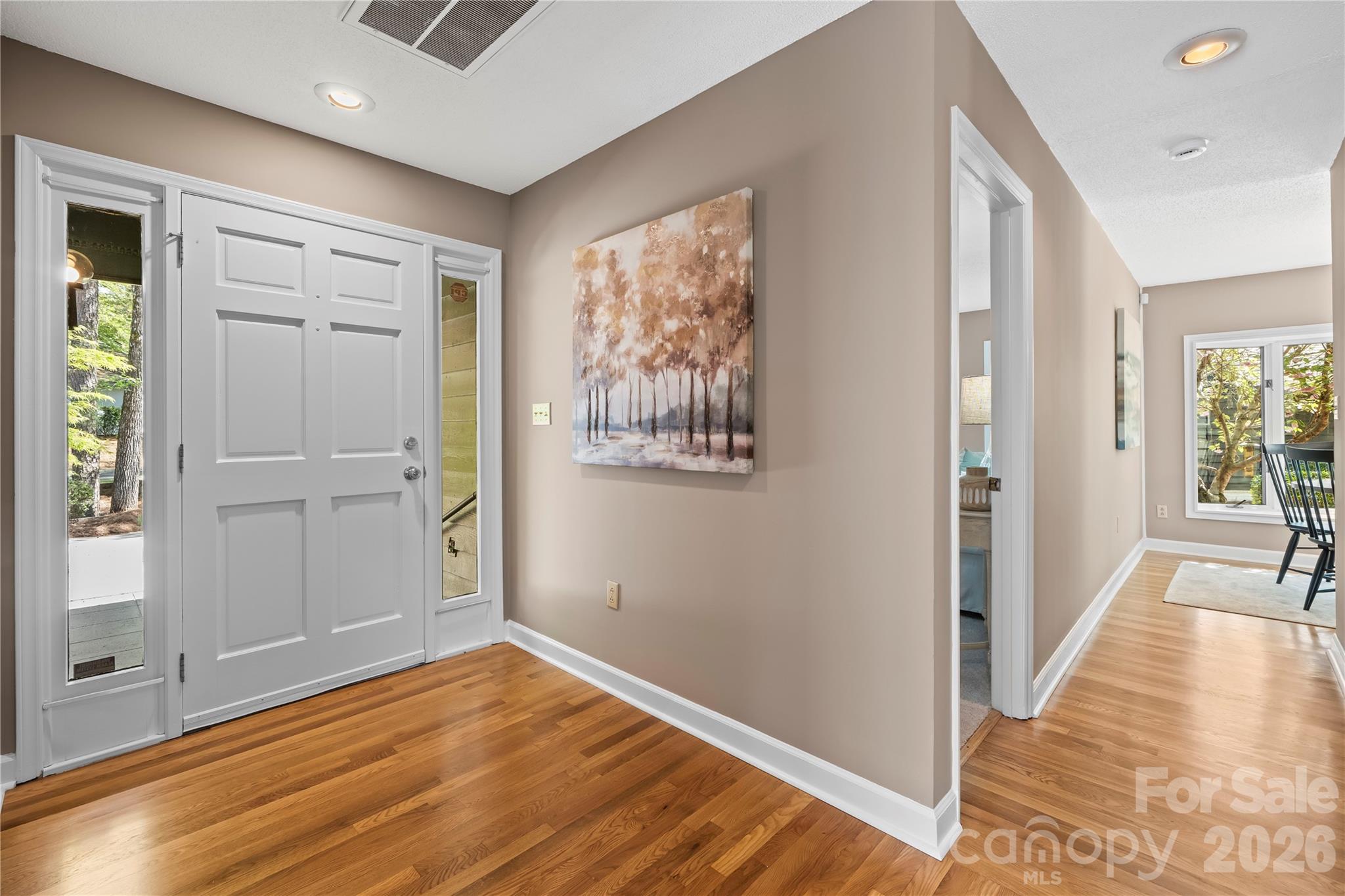 6212 Summertree Lane